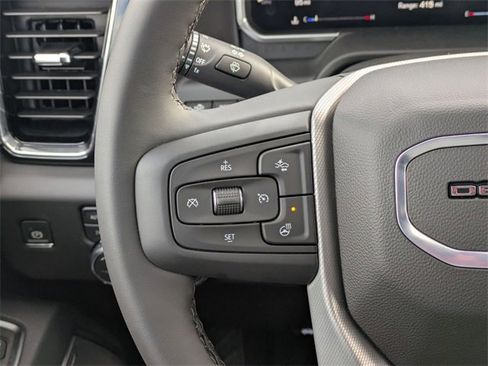 New 2026 GMC Sierra 2500 Denali w/ Denali Reserve Package image 17