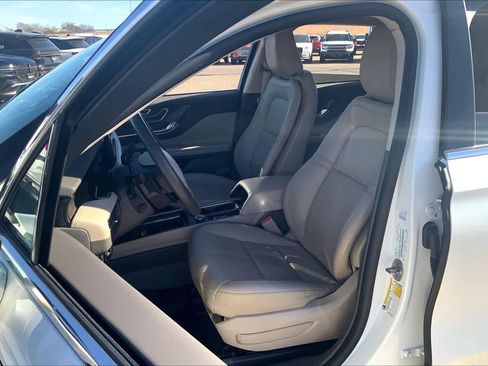 Used 2024 Lincoln Corsair Grand Touring w/ Equipment Group 301A image 13