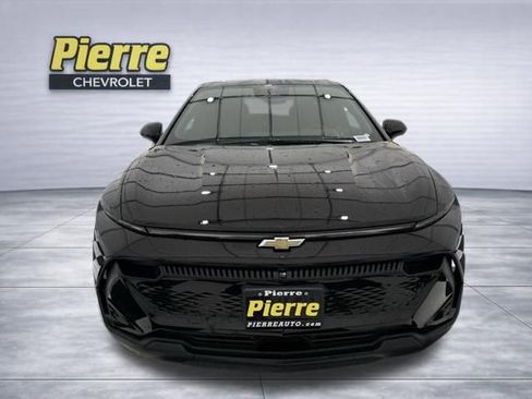 New 2026 Chevrolet Equinox EV LT image 8