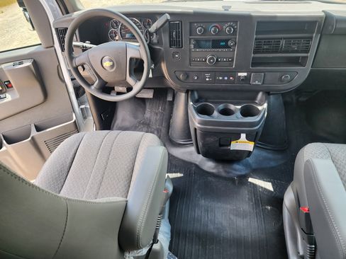 New 2024 Chevrolet Express 3500 w/ Power Convenience Package image 20