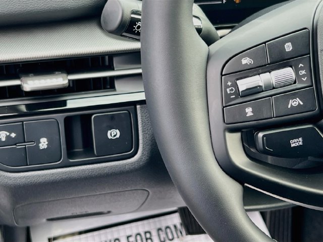 New 2027 Kia Sportage LX FWD image 10
