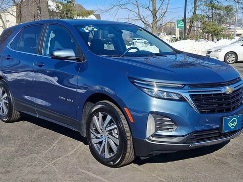 Certified 2024 Chevrolet Equinox LT w/ LPO, Floor Liner Package image 5