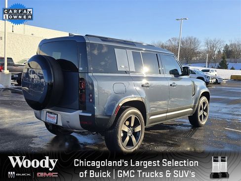 Used 2024 Land Rover Defender 110 S image 8