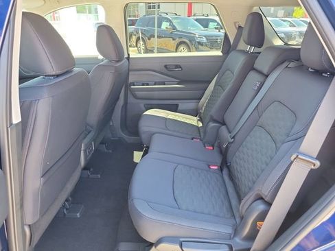 New 2026 Nissan Pathfinder SV AWD/4WD image 11