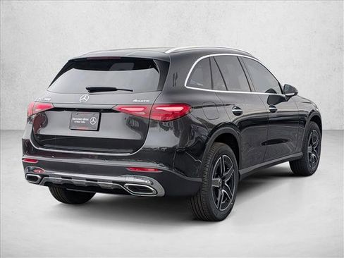 New 2026 Mercedes-Benz GLC 300 4MATIC image 2