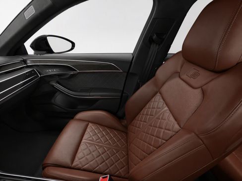 Certified 2023 Audi S8 w/ S8 Comfort Plus Package AWD/4WD image 18
