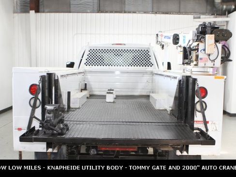 Used 2015 Ford F350 XL w/ Power Equipment Group image 31