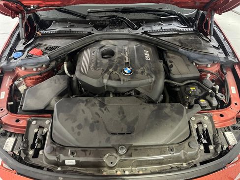 Used 2018 BMW 330i xDrive Sedan image 9