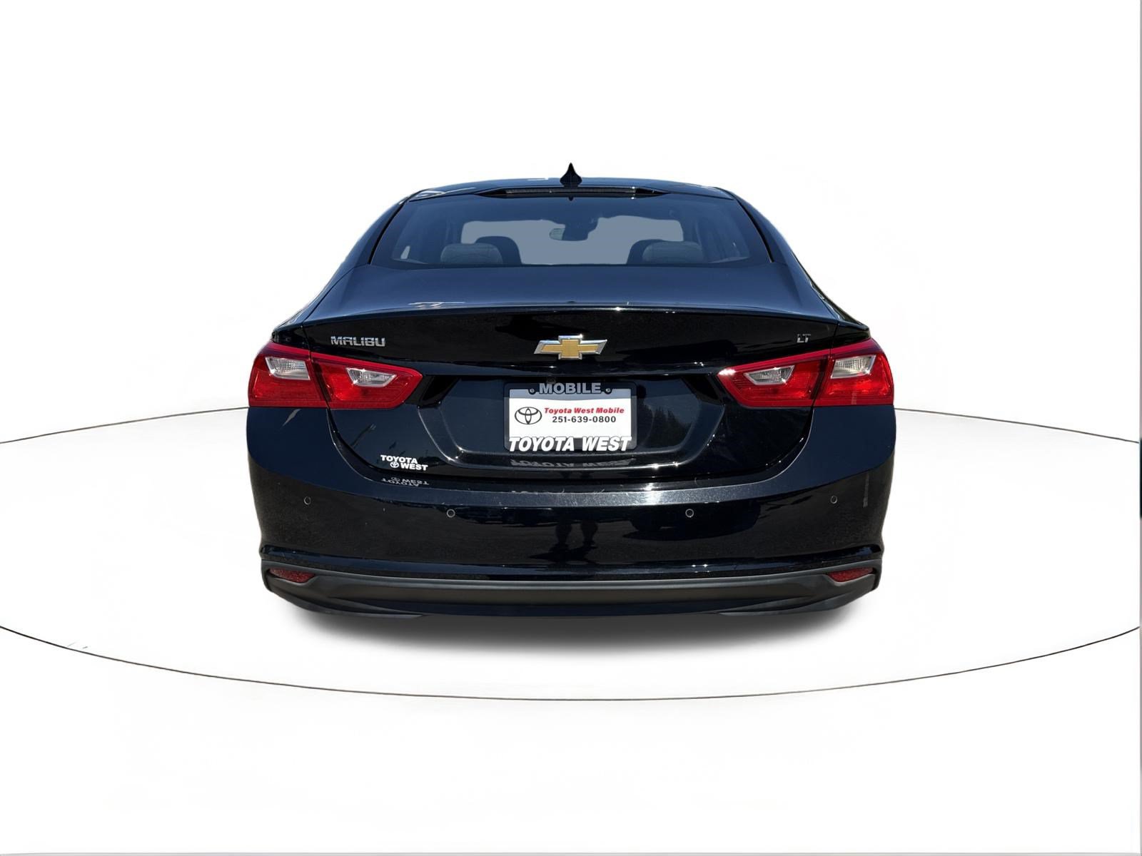 Used 2025 Chevrolet Malibu LT FWD image 4