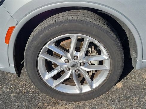 Used 2023 Dodge Durango GT image 5