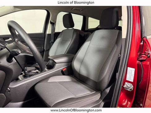 Used 2018 Ford Escape SE w/ Ford Safe & Smart Package AWD/4WD image 14
