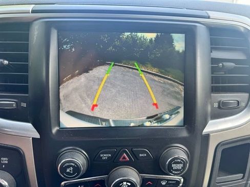 Used 2017 RAM 2500 SLT AWD/4WD image 28