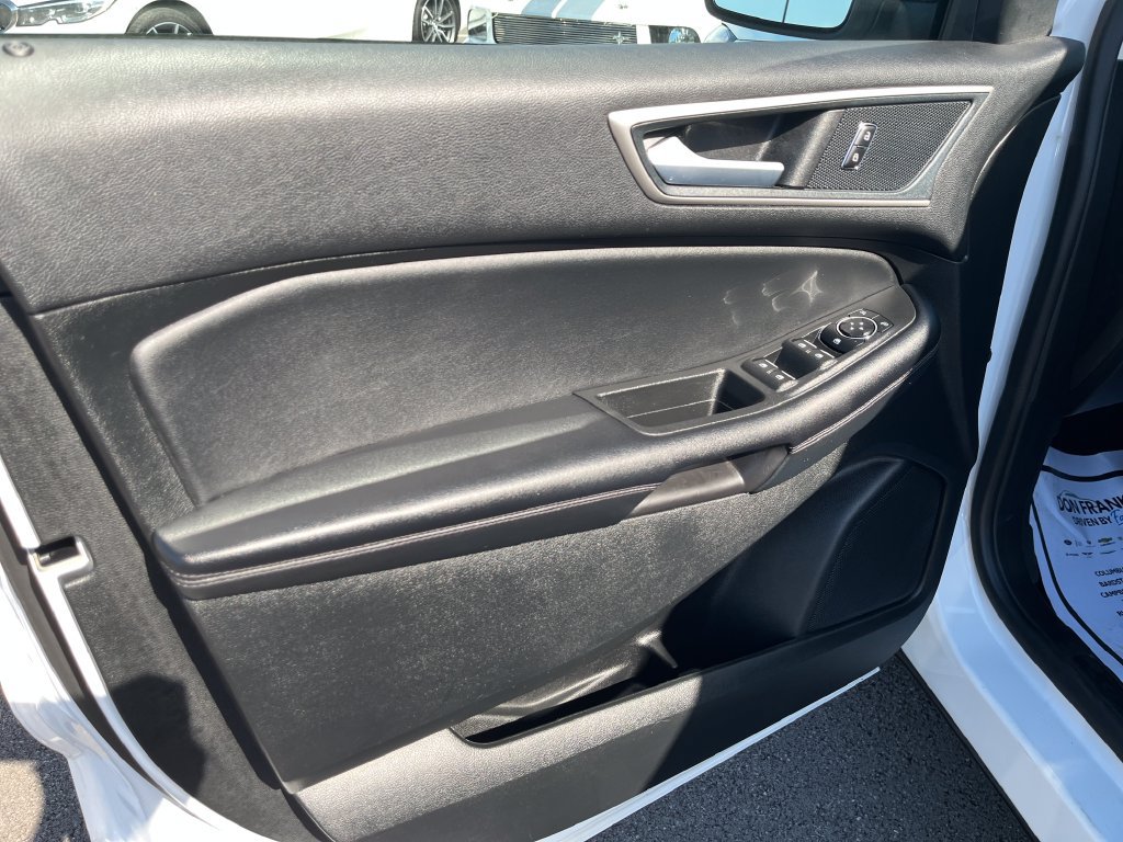 Used 2024 Ford Edge SEL AWD/4WD image 11