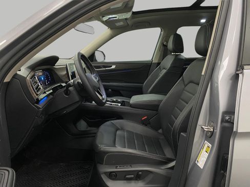 Used 2024 Volkswagen Atlas SEL AWD/4WD image 66