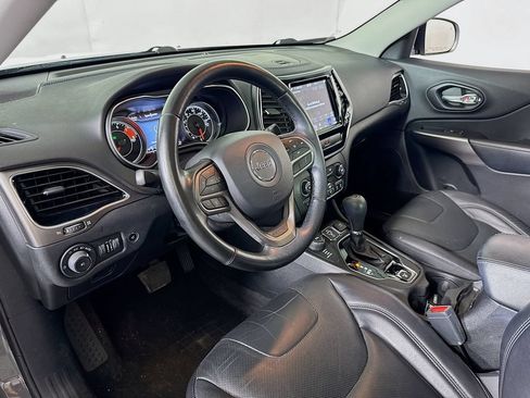 Used 2020 Jeep Cherokee Limited AWD/4WD image 9