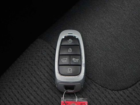 Used 2023 Hyundai Santa Fe SEL image 28