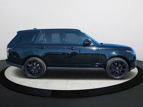 Used 2019 Land Rover Range Rover HSE image 3