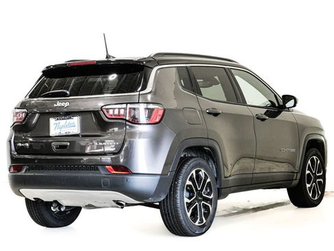 Used 2024 Jeep Compass Limited AWD/4WD image 6