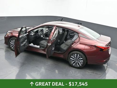 Used 2023 Nissan Altima 2.5 SV FWD image 63