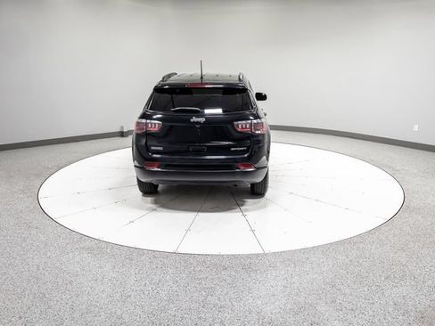 Used 2018 Jeep Compass Sport FWD image 29