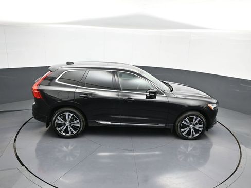 Used 2022 Volvo XC60 B5 Inscription w/ Advanced Package image 39