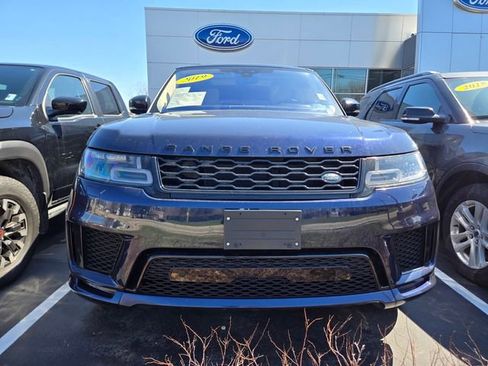 Used 2019 Land Rover Range Rover Sport Supercharged AWD/4WD image 2