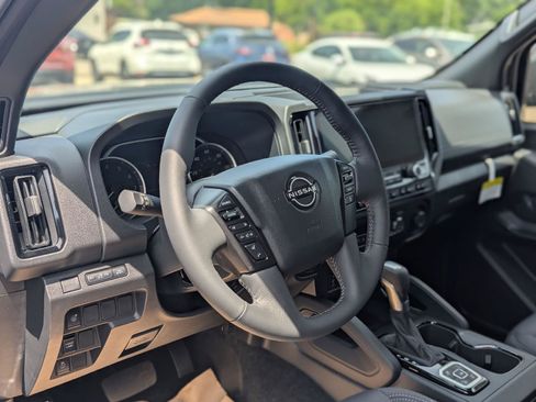 New 2026 Nissan Frontier SV AWD/4WD image 20