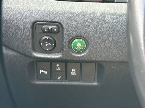 Used 2019 Honda Pilot Touring image 34