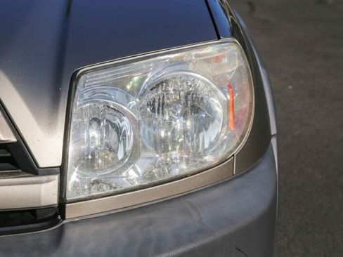 Used 2003 Toyota 4Runner SR5 RWD image 11