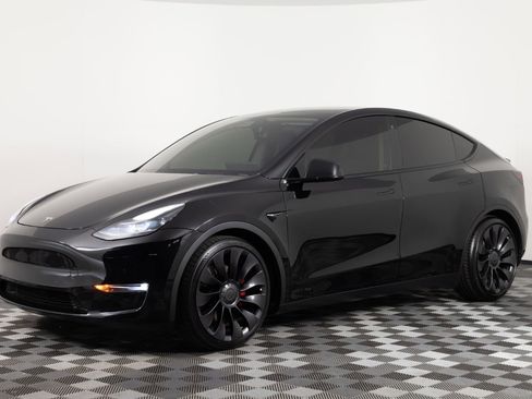 Used 2022 Tesla Model Y Performance AWD/4WD image 1