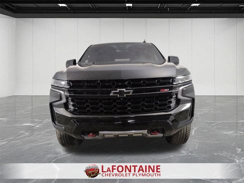 Used 2024 Chevrolet Tahoe Z71 w/ Luxury Package image 3