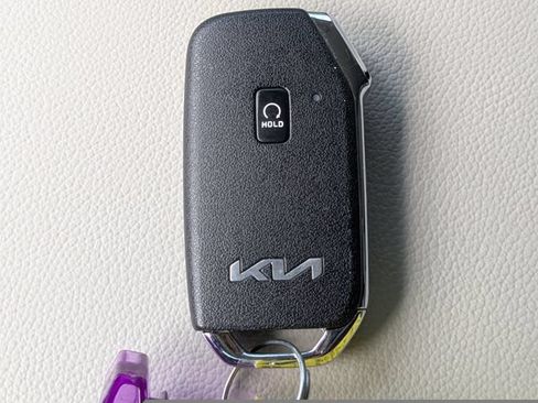 Certified 2025 Kia Sportage EX FWD image 34