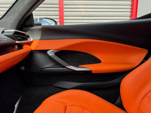 Used 2025 Ferrari 296 GTS image 43