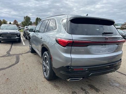 New 2026 Buick Enclave Sport Touring w/ Power Package image 8