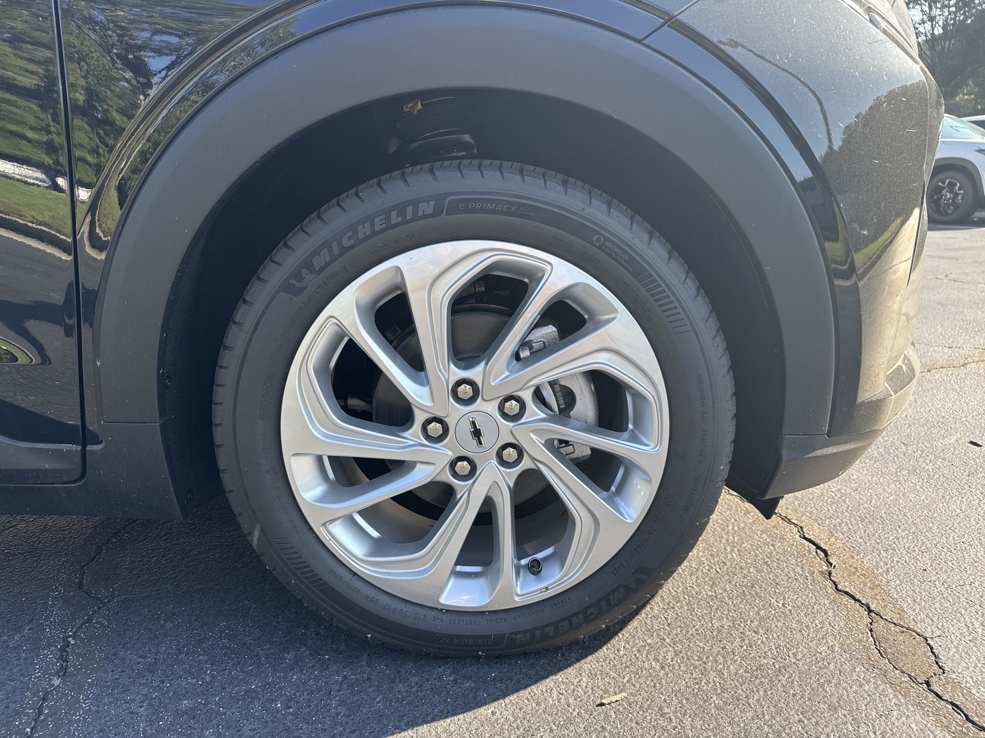New 2027 Chevrolet Bolt LT FWD image 12