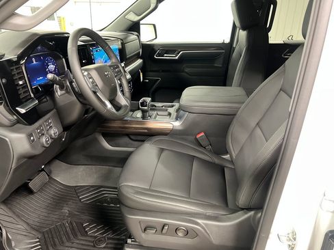 New 2026 Chevrolet Silverado 1500 RST w/ RST All Star Premium Package AWD/4WD image 12
