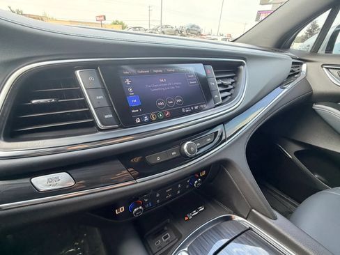 Used 2022 Buick Enclave Premium w/ Surround and Sites Package AWD/4WD image 17