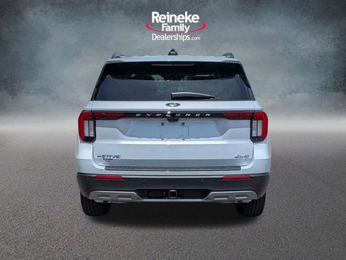 New 2026 Ford Explorer Active w/ Active Comfort Package AWD/4WD image 6