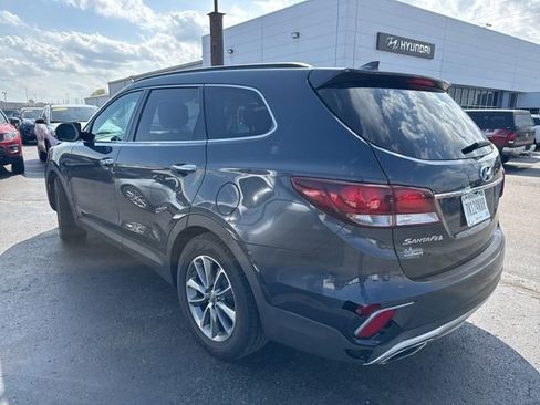 Used 2018 Hyundai Santa Fe SE w/ SE Premium Package 02 FWD image 4