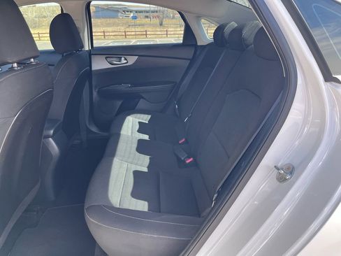 Used 2019 Kia Forte LXS image 14