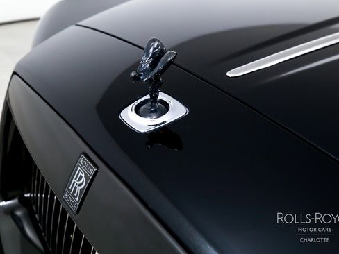 Used 2017 Rolls-Royce Wraith RWD image 35