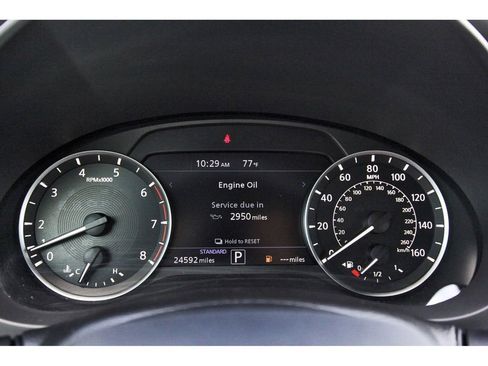 Used 2021 INFINITI QX50 Luxe image 8