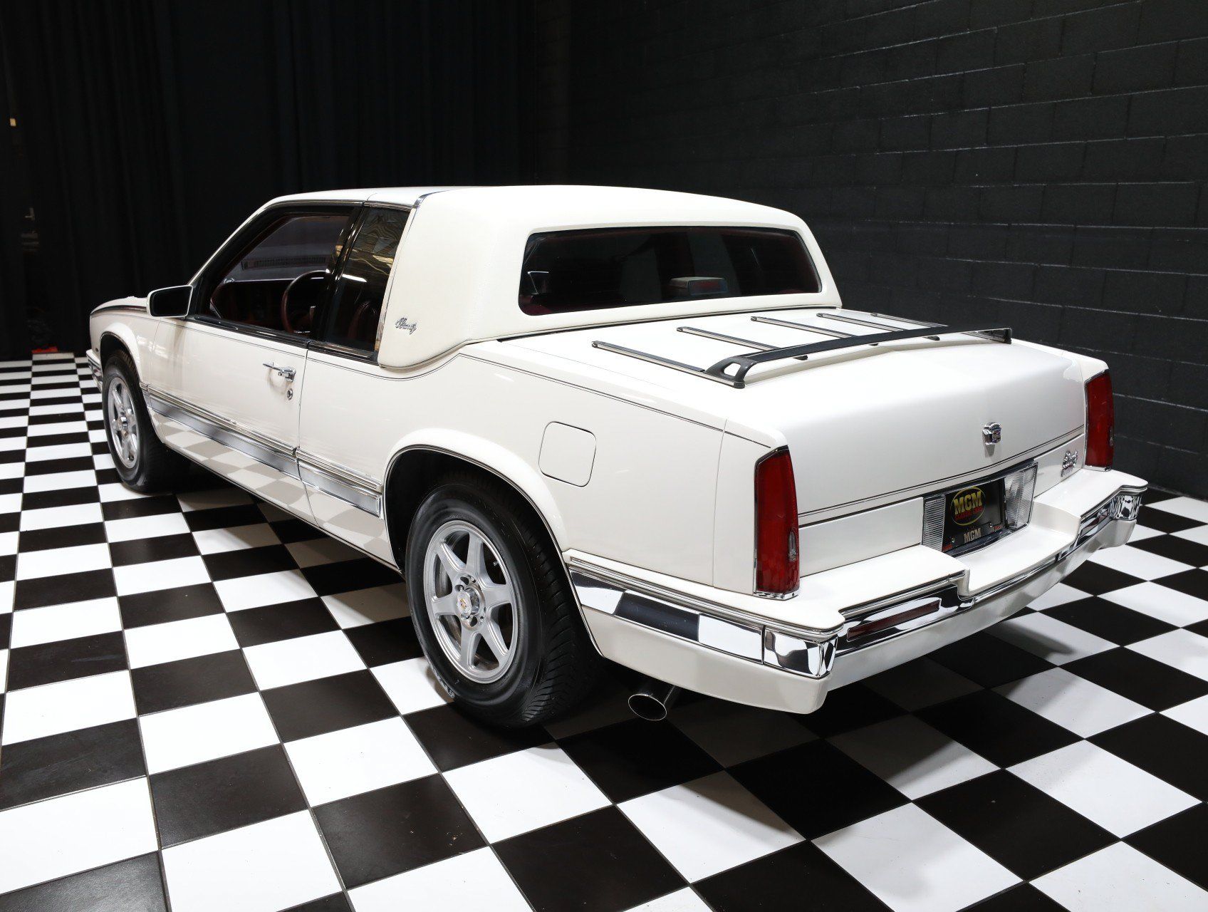 Used 1988 Cadillac Eldorado Coupe FWD image 28