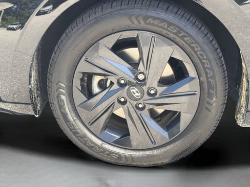 Used 2021 Hyundai Elantra SEL w/ Convenience Package FWD image 26