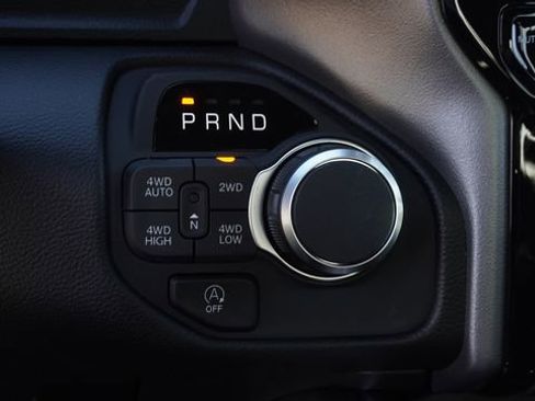 New 2026 RAM 1500 4x4 Crew Cab image 23