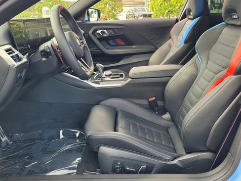 Used 2026 BMW M2 w/ Lighting Package image 10