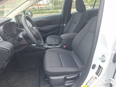 Used 2024 Toyota Corolla LE image 18