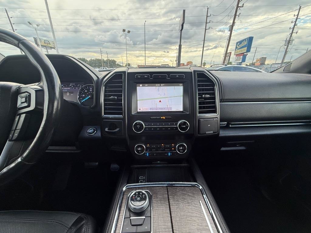 Used 2019 Ford Expedition Limited AWD/4WD image 22