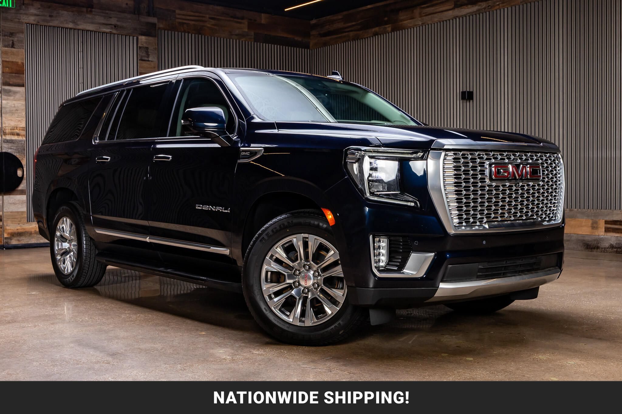 Used 2021 GMC Yukon XL Denali RWD image 1