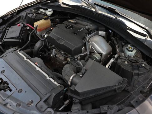 Used 2020 Chevrolet Camaro LT RWD image 43